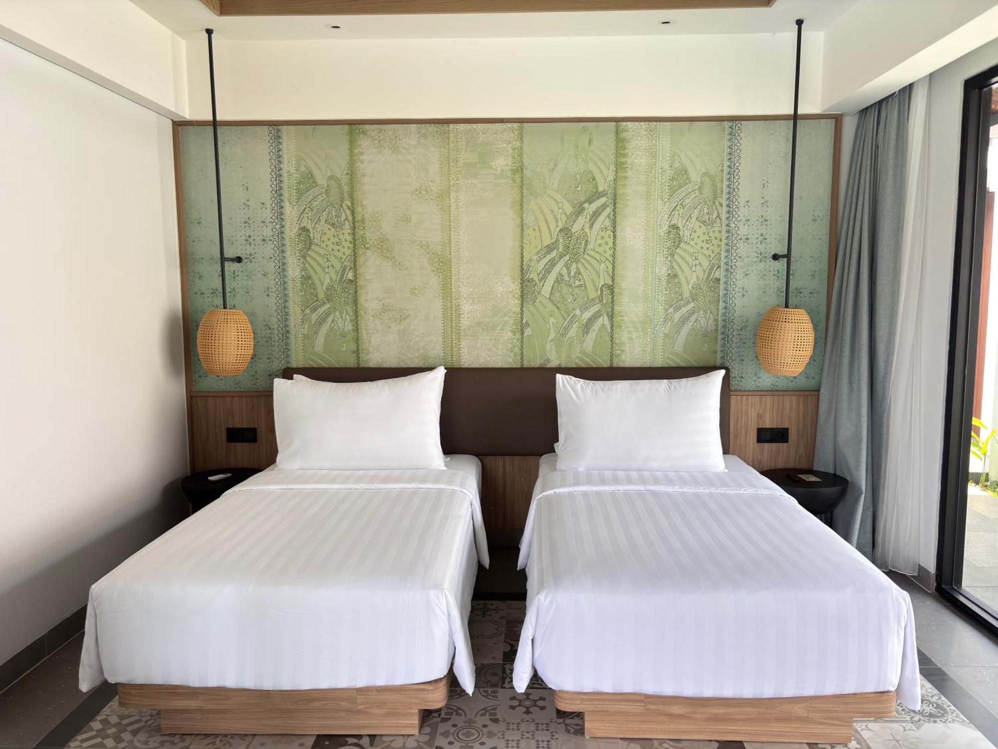 Hotel Santika Garut Extérieur photo