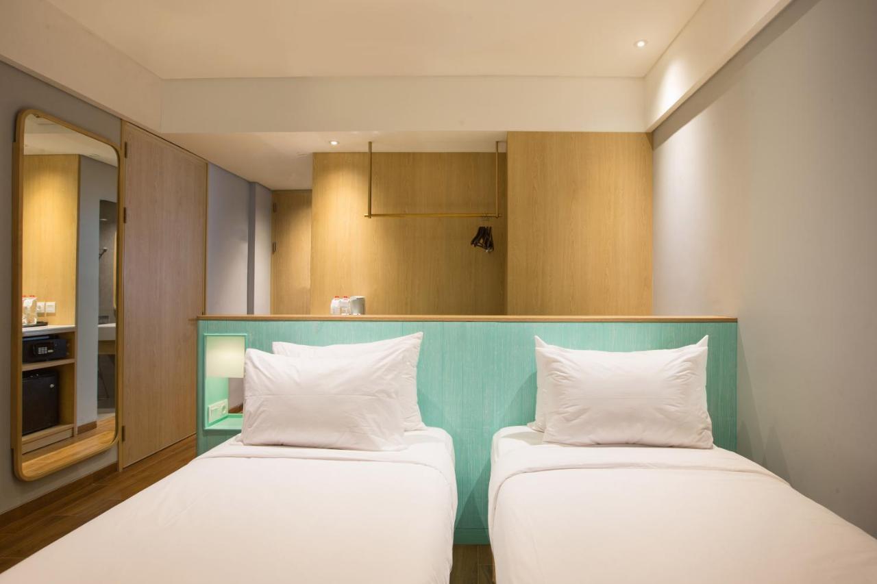 Hotel Santika Garut Extérieur photo
