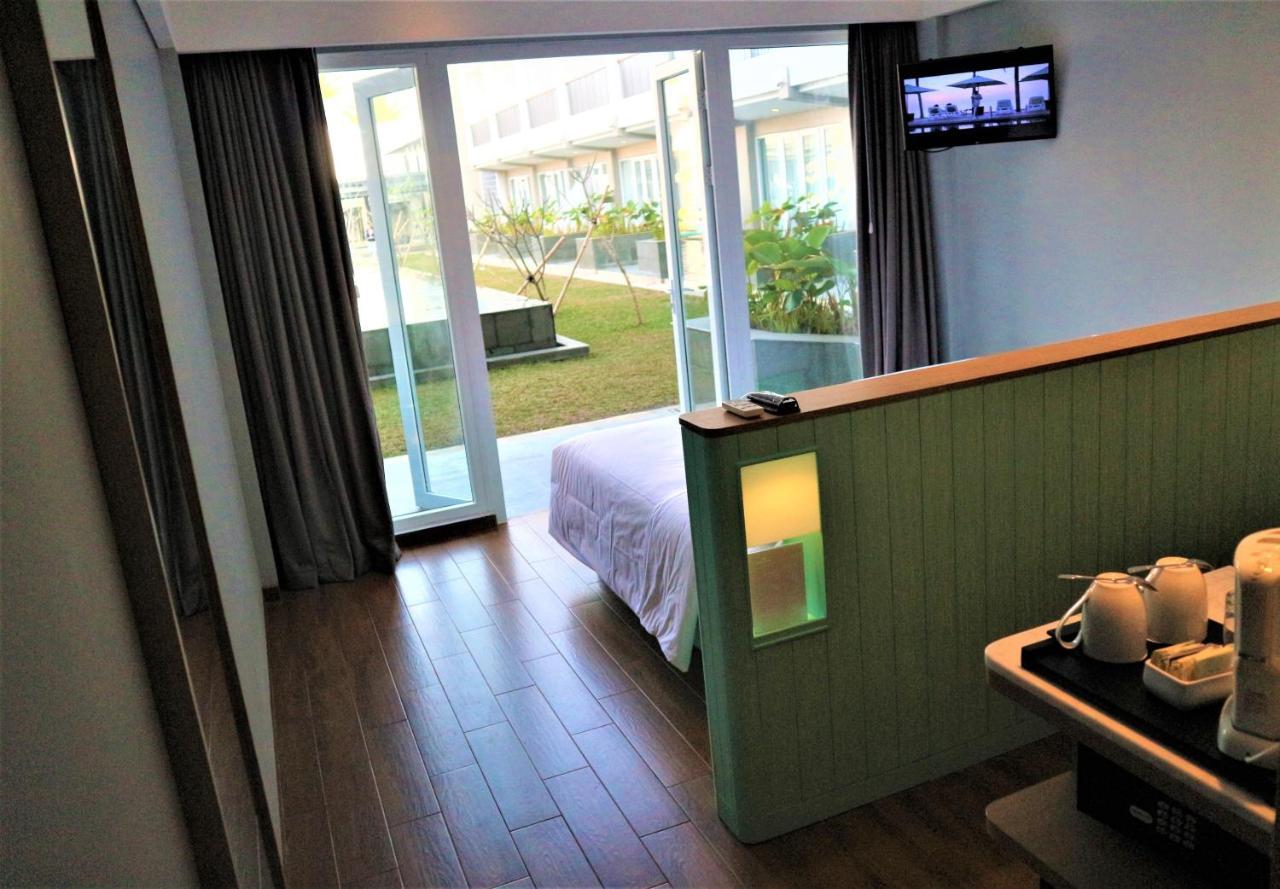 Hotel Santika Garut Extérieur photo